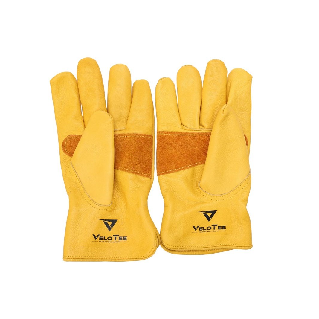 VeloTee's Yard Work Baseball and Softball Batting Gloves offer players a great feeling batting glove while they are up to bat. Our Yard Work Batting Gloves give both baseball and softball players a durable, comfortable batting glove to hit whatever pitch is thrown at them.