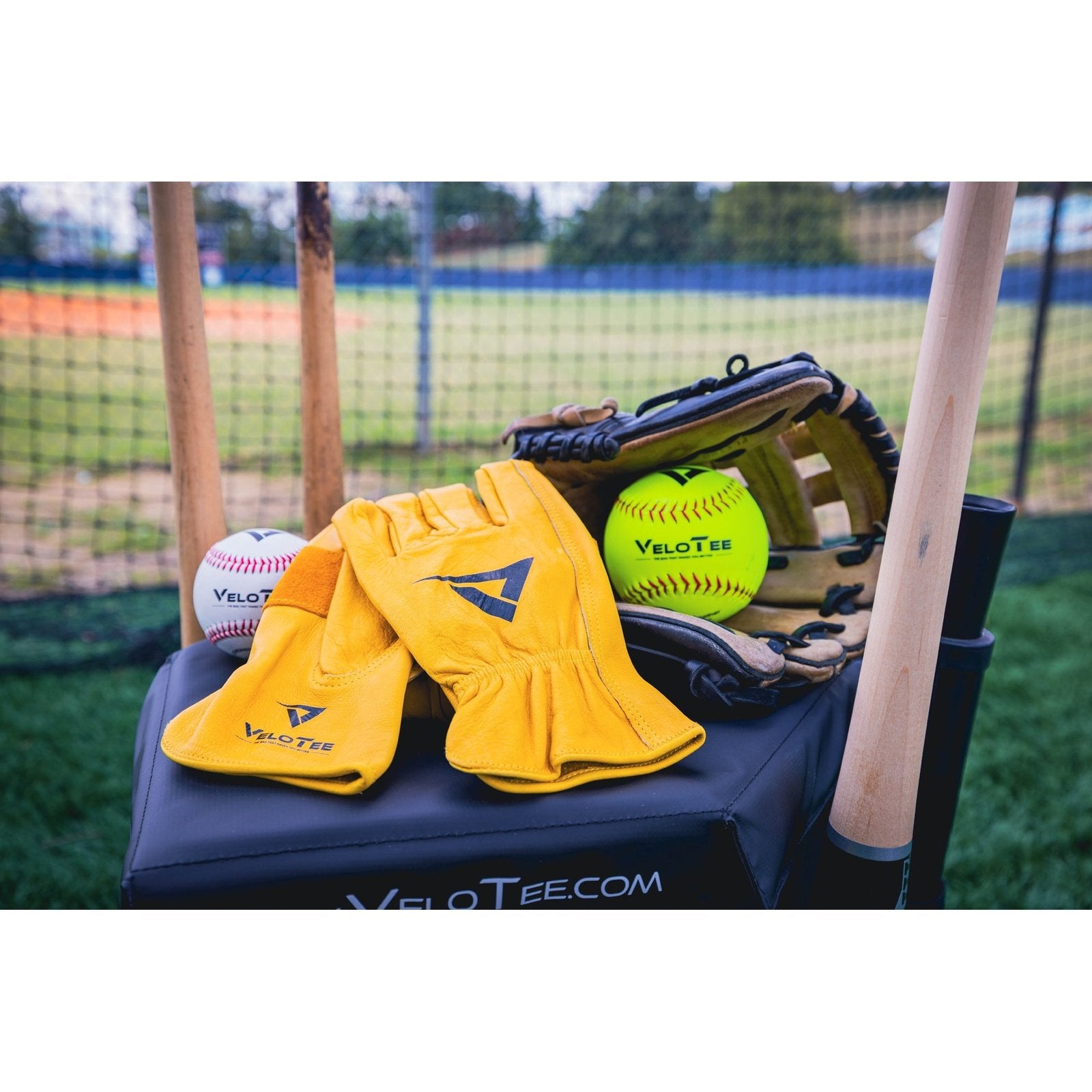 VeloTee's Yard Work Baseball and Softball Batting Gloves offer players a great feeling batting glove while they are up to bat. Our Yard Work Batting Gloves give both baseball and softball players a durable, comfortable batting glove to hit whatever pitch is thrown at them.